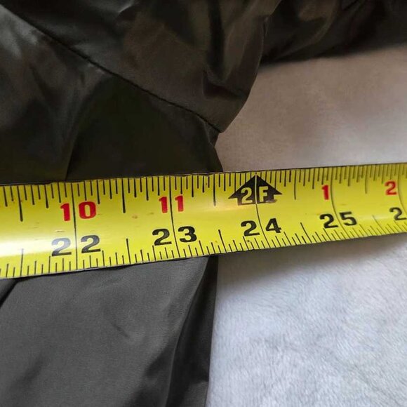 New XL Banana Republic water resistant parka with removable hood in olive - Picture 10 of 12